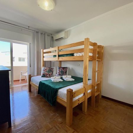 Quarteira Beach Apartment By Homing Esterno foto